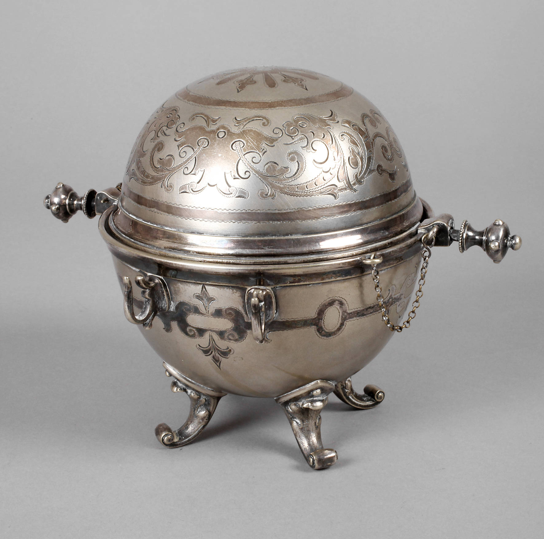 Russischer Kaviarbehälter