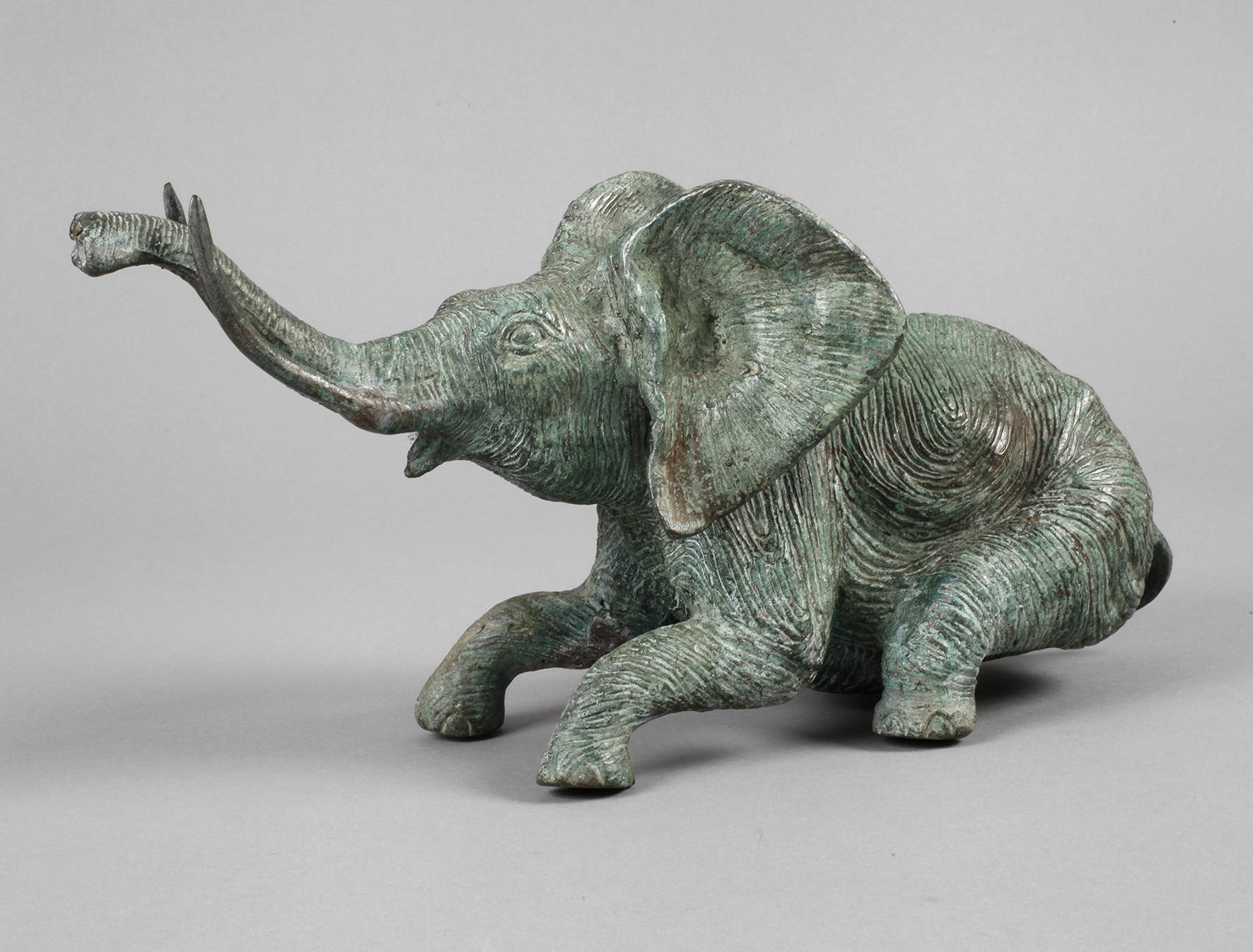 Bronzeplastik Elefant