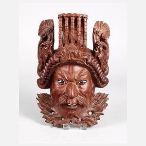 Figürliche Schnitzerei