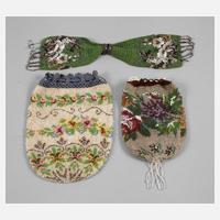 Drei Teile Perlstickerei111