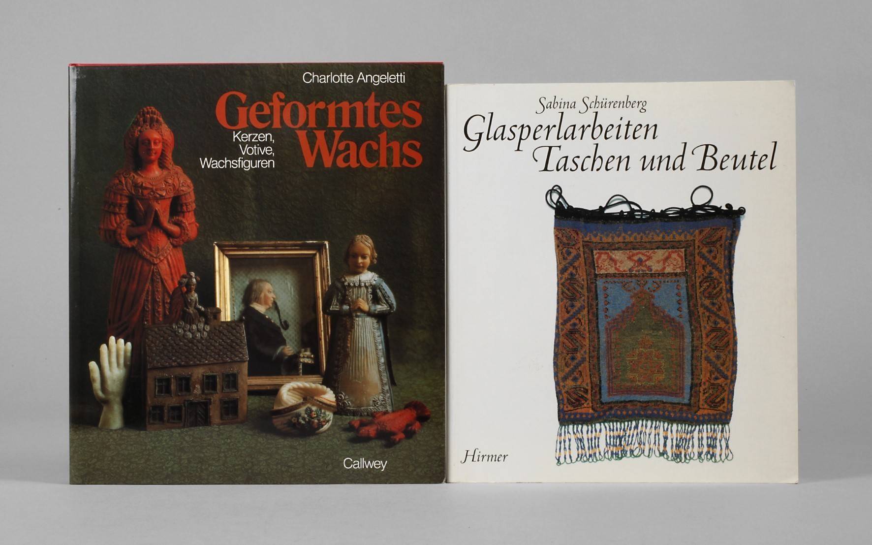 Zwei Fachbücher angewandte Kunst