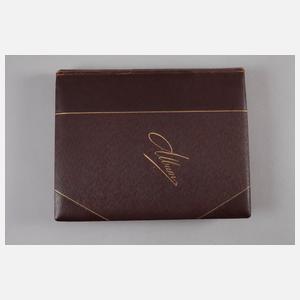 Militärisches Ansichtskartenalbum