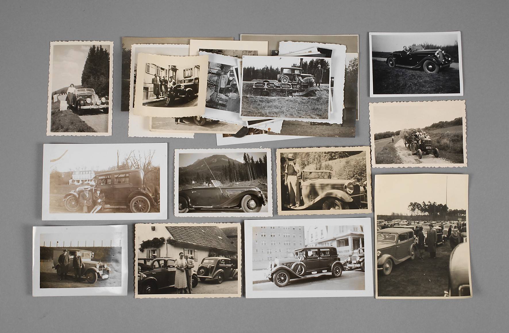 Konvolut Fotografien Automobile