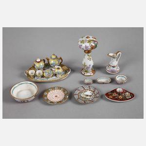 Konvolut Puppenstubenporzellan