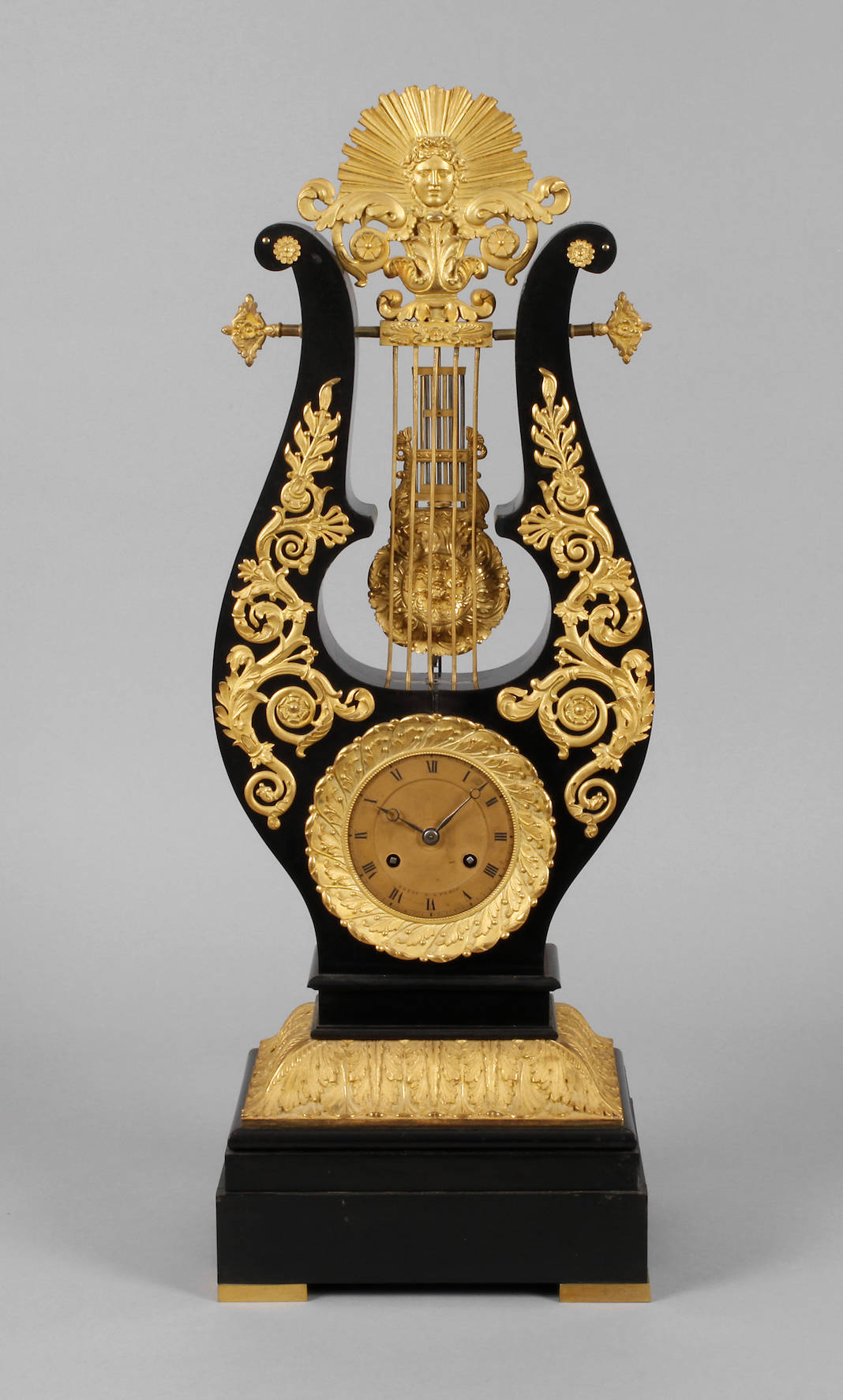 Mysterieuse in Lyraform