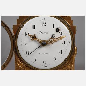 Klassizistische Offiziersreiseuhr