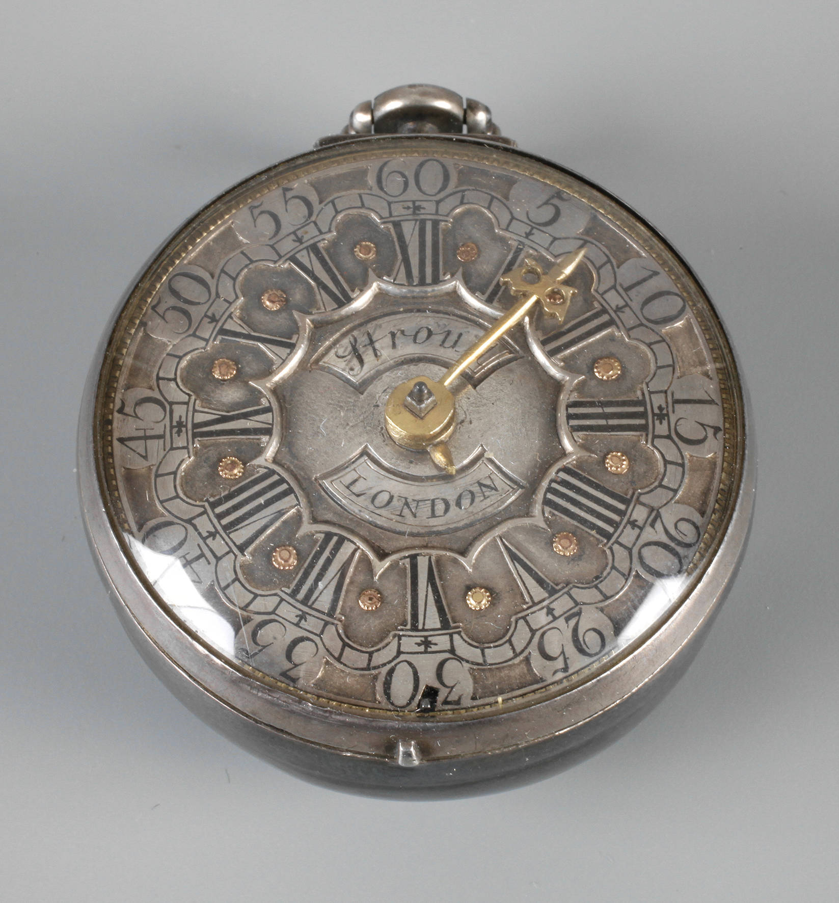 Spindeluhr Stroud London