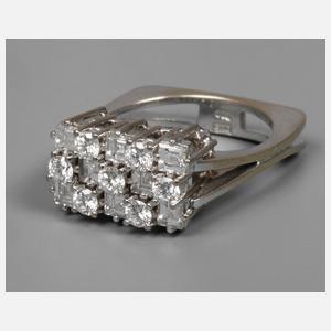 Damenring mit Diamanten