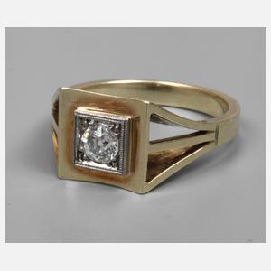 Damenring mit Diamant von ca. 0,4 ct