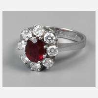 Feiner Damenring mit Rubin und Brillanten111