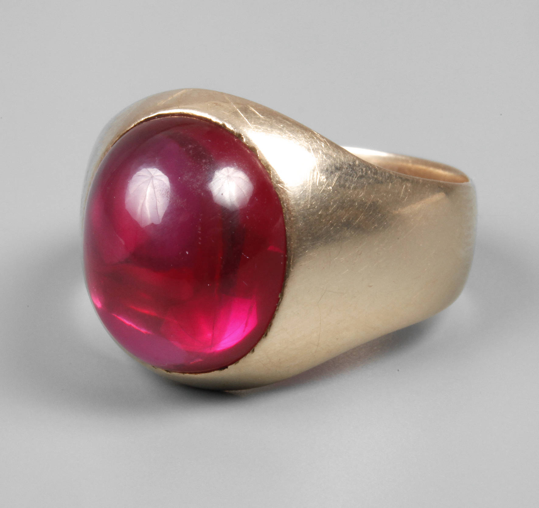 Herrenring mit Steinbesatz