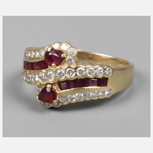 Ring mit Rubinen und Diamanten
