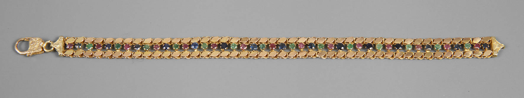 Armband mit Steinbesatz