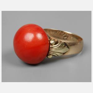 Damenring mit Koralle