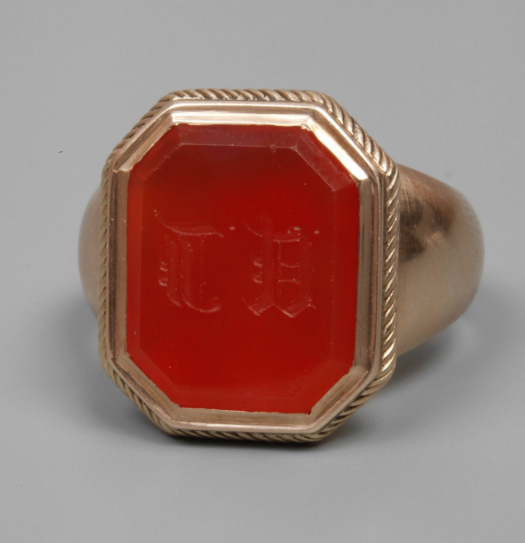 Herrenring mit Karneol