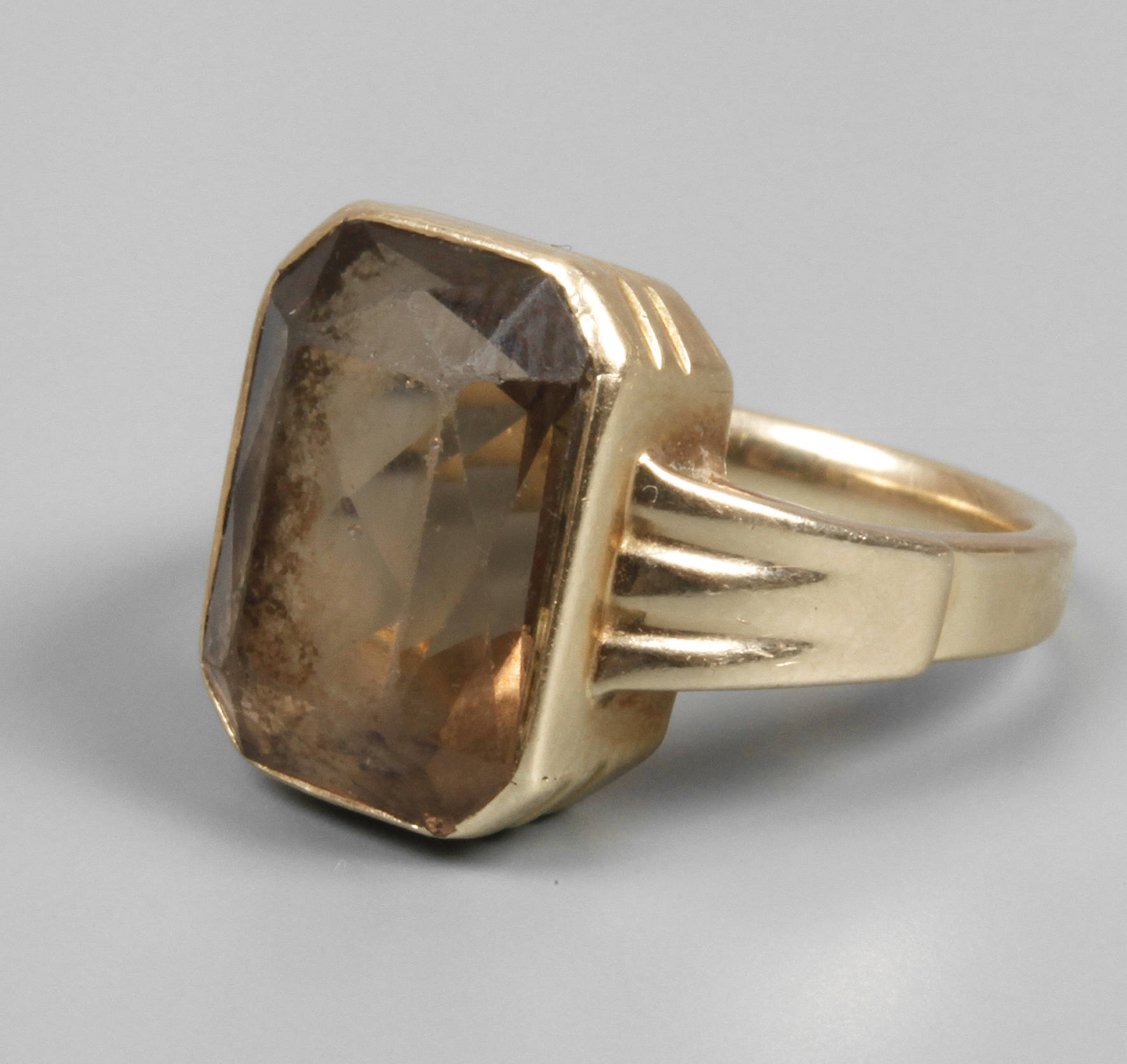 Damenring mit Rauchquarz aus dem Fichtelgebirge