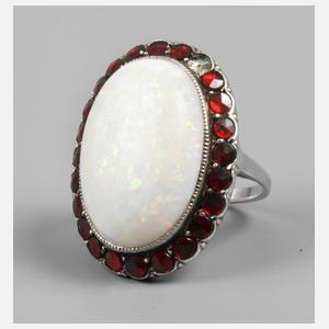 Damenring mit Steinbesatz