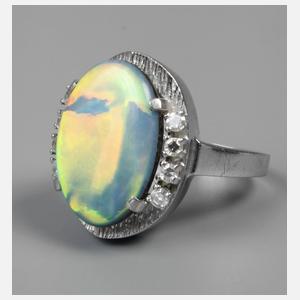 Damenring mit Edelopal und Diamanten