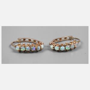 Paar Ohrringe mit Edelopalen