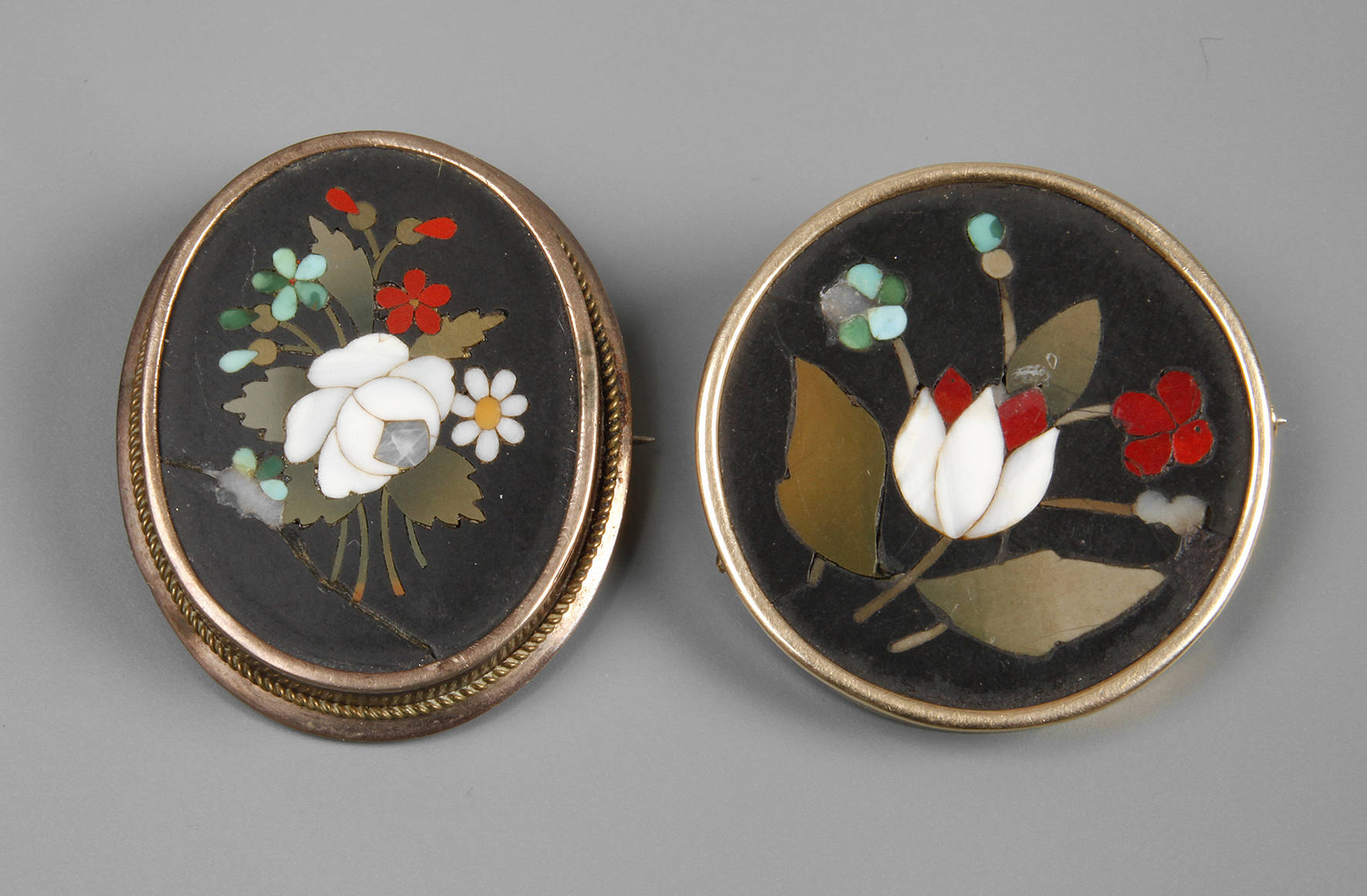 Paar Pietra Dura-Broschen