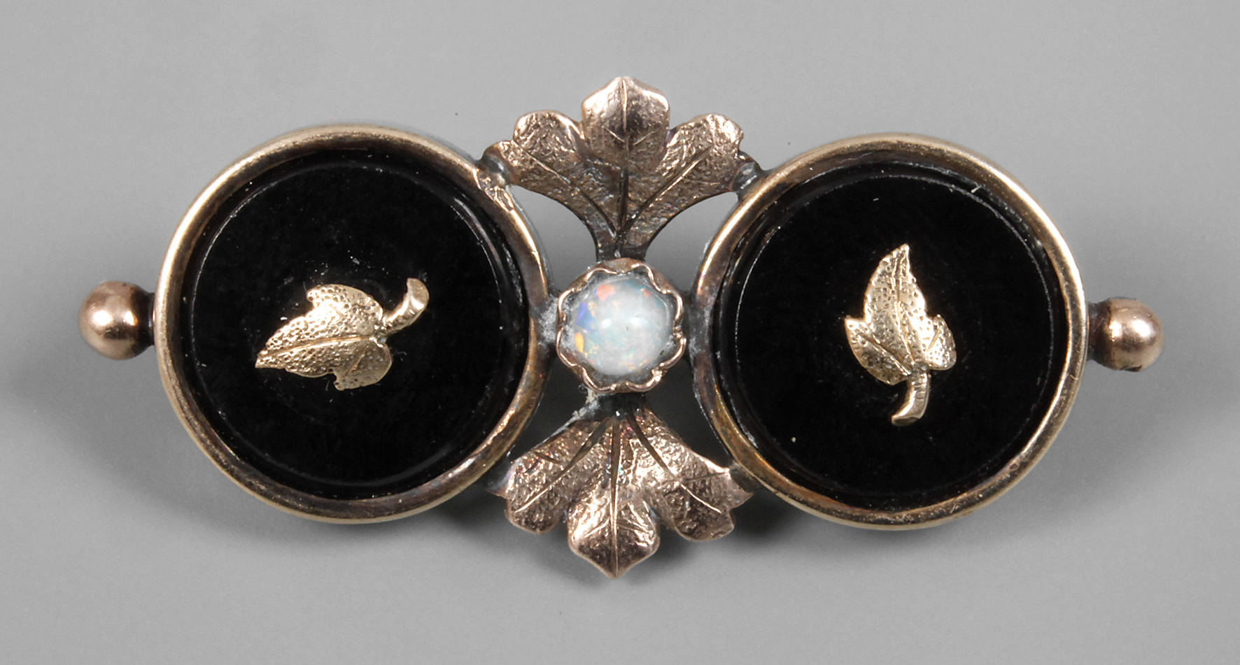 Kleine Historismusbrosche