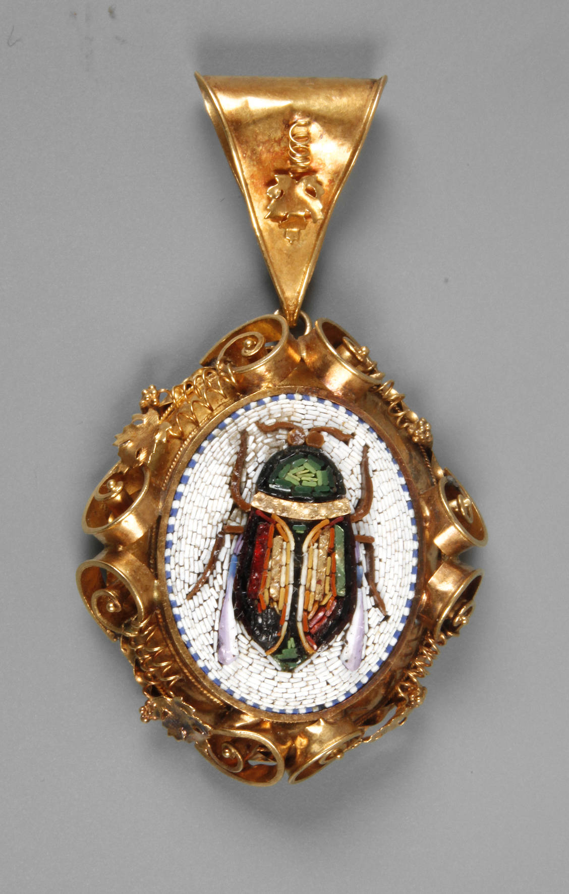 Aufwendiger Anhänger mit Millefioriarbeit