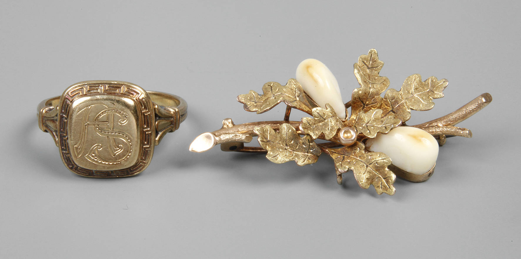 Grandelbrosche und Ring