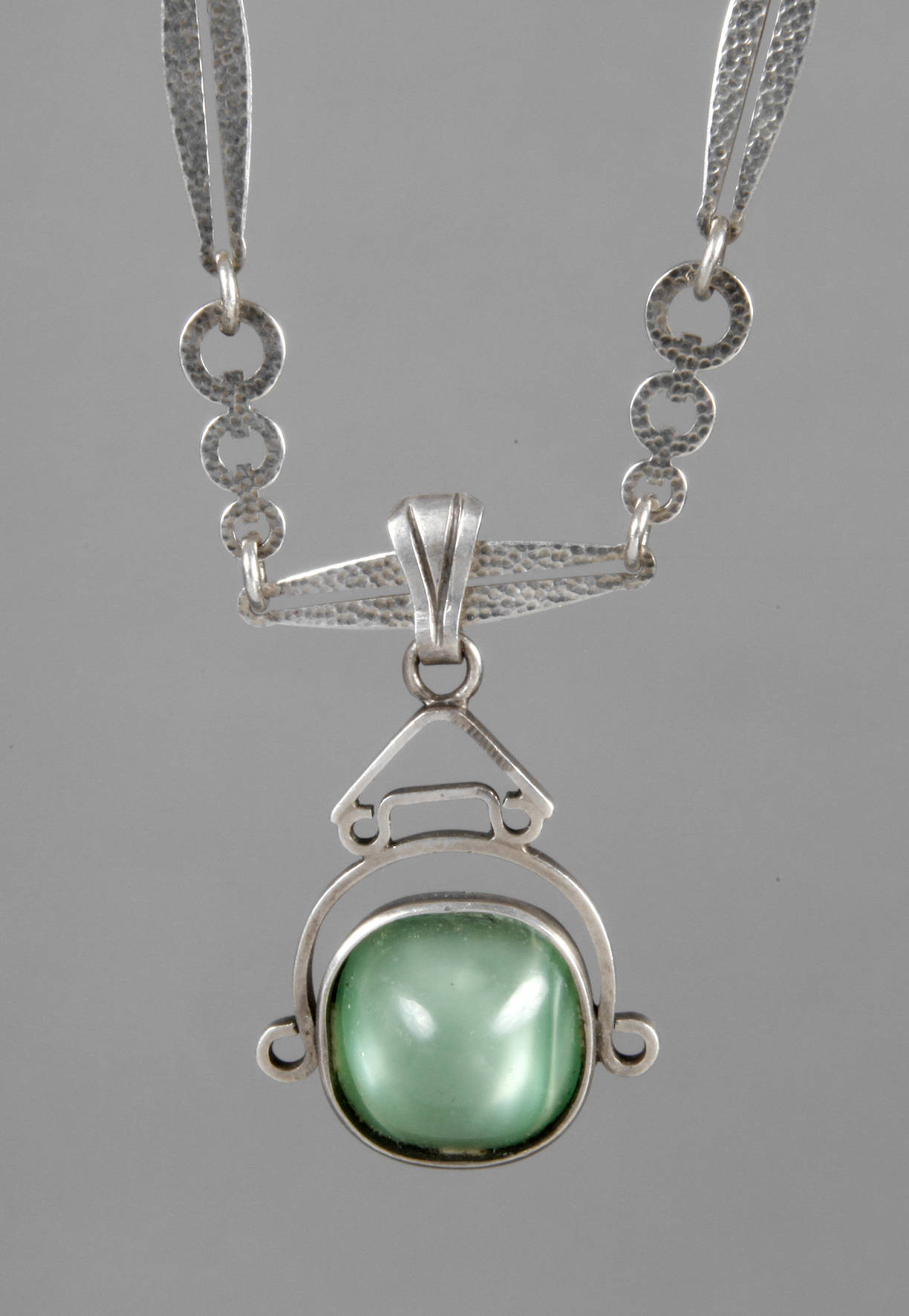 Langes Collier Art déco