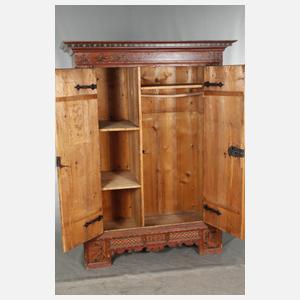 Barocker Bauernschrank