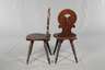 Zwei Brettstühle