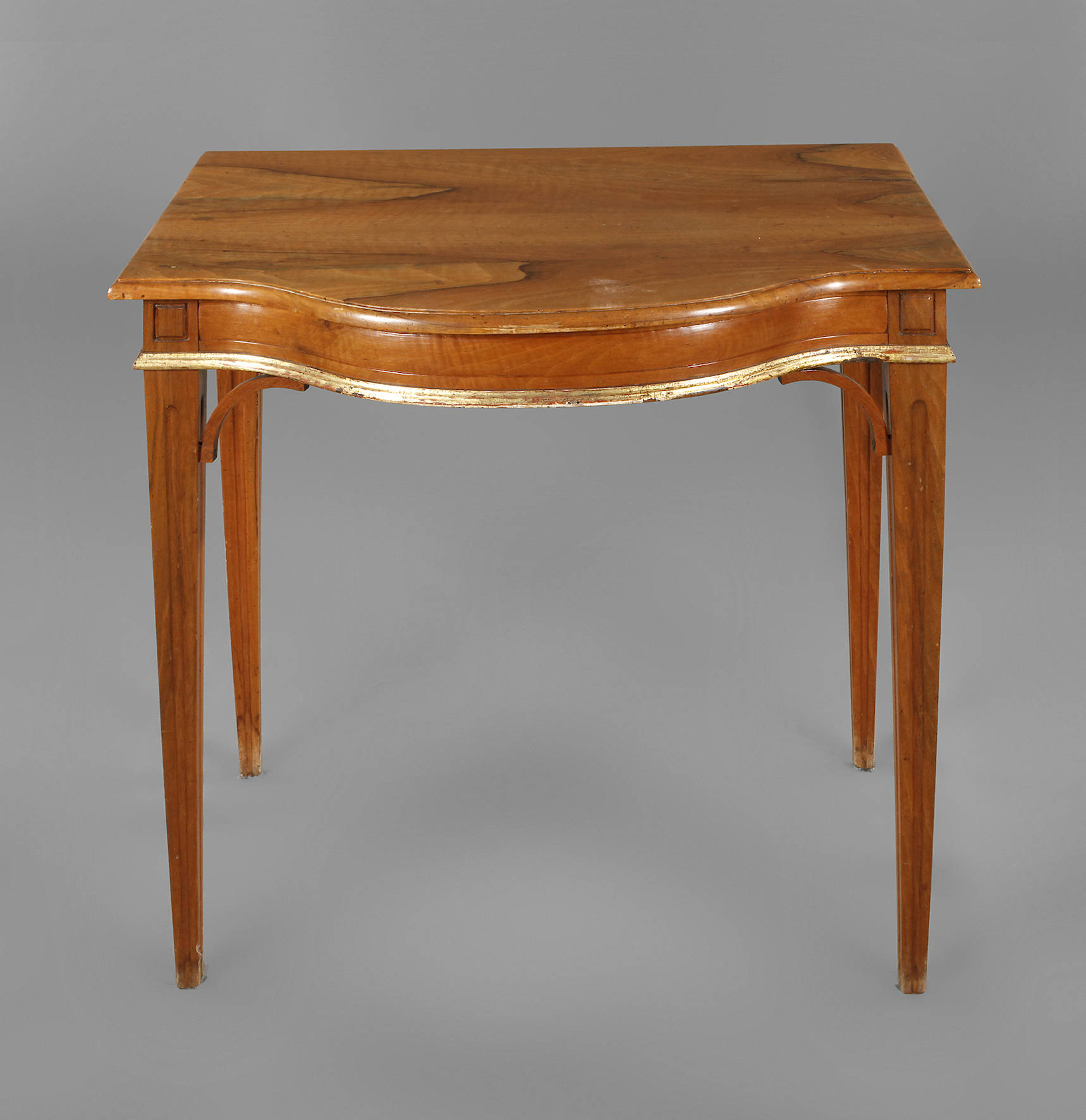 Klassizistischer Konsoltisch