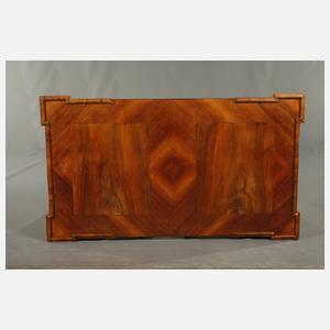 Klassizistischer Schreibtisch