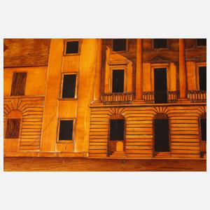 Tisch mit Architekturszene