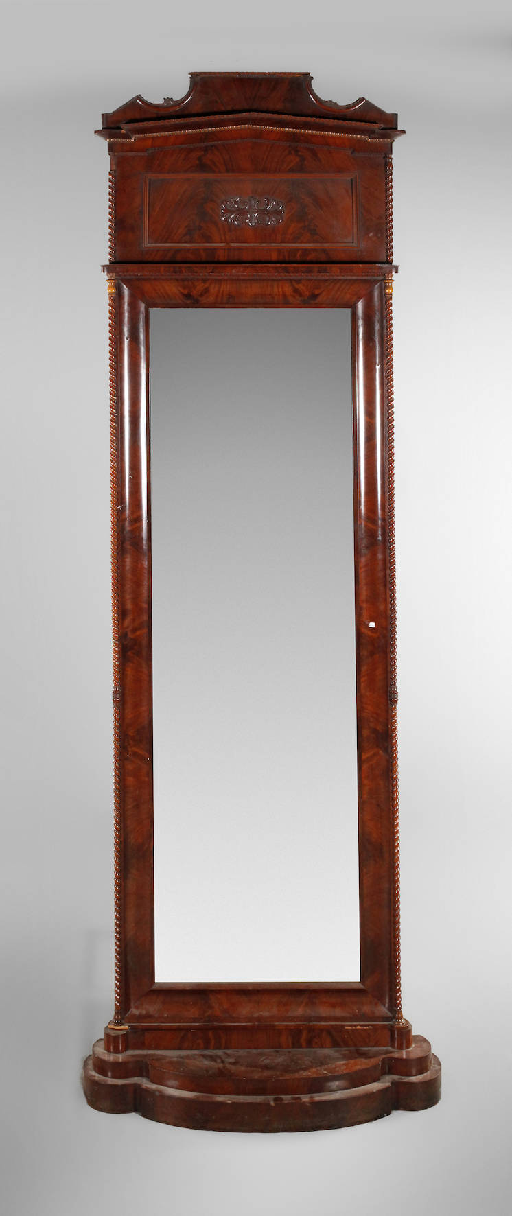 Pfeilerspiegel Spätbiedermeier