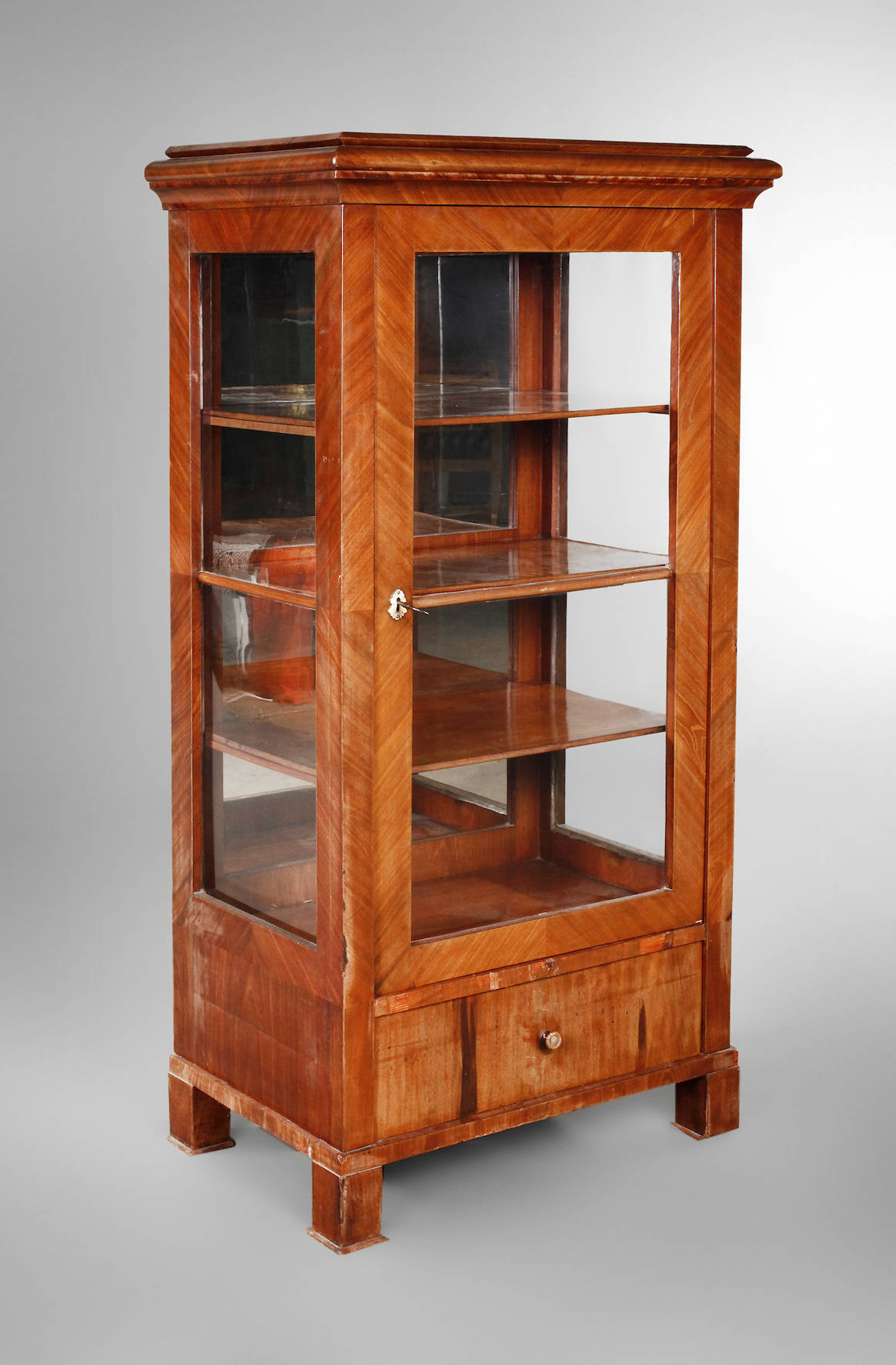 Kleine Biedermeiervitrine