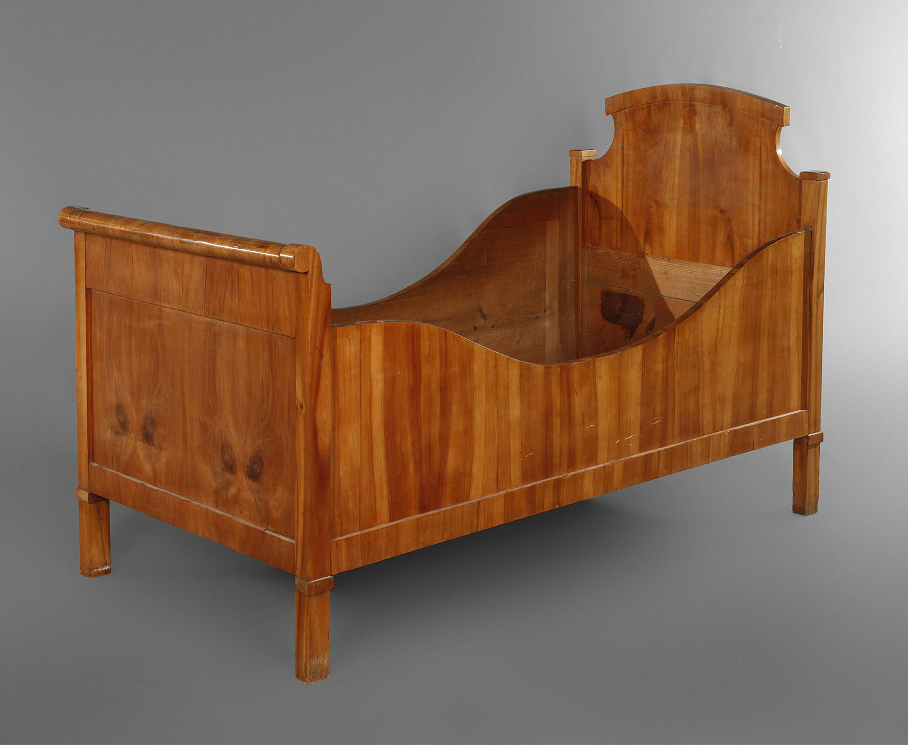 Biedermeier-Bett