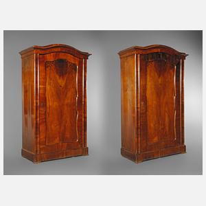 Kleider- und Wäscheschrank