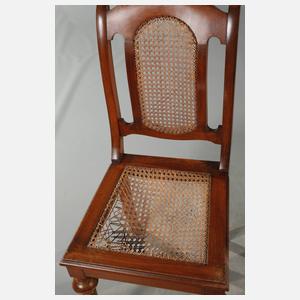 Vier Stühle um 1870