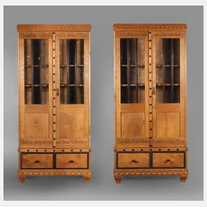 Paar Bücherschränke