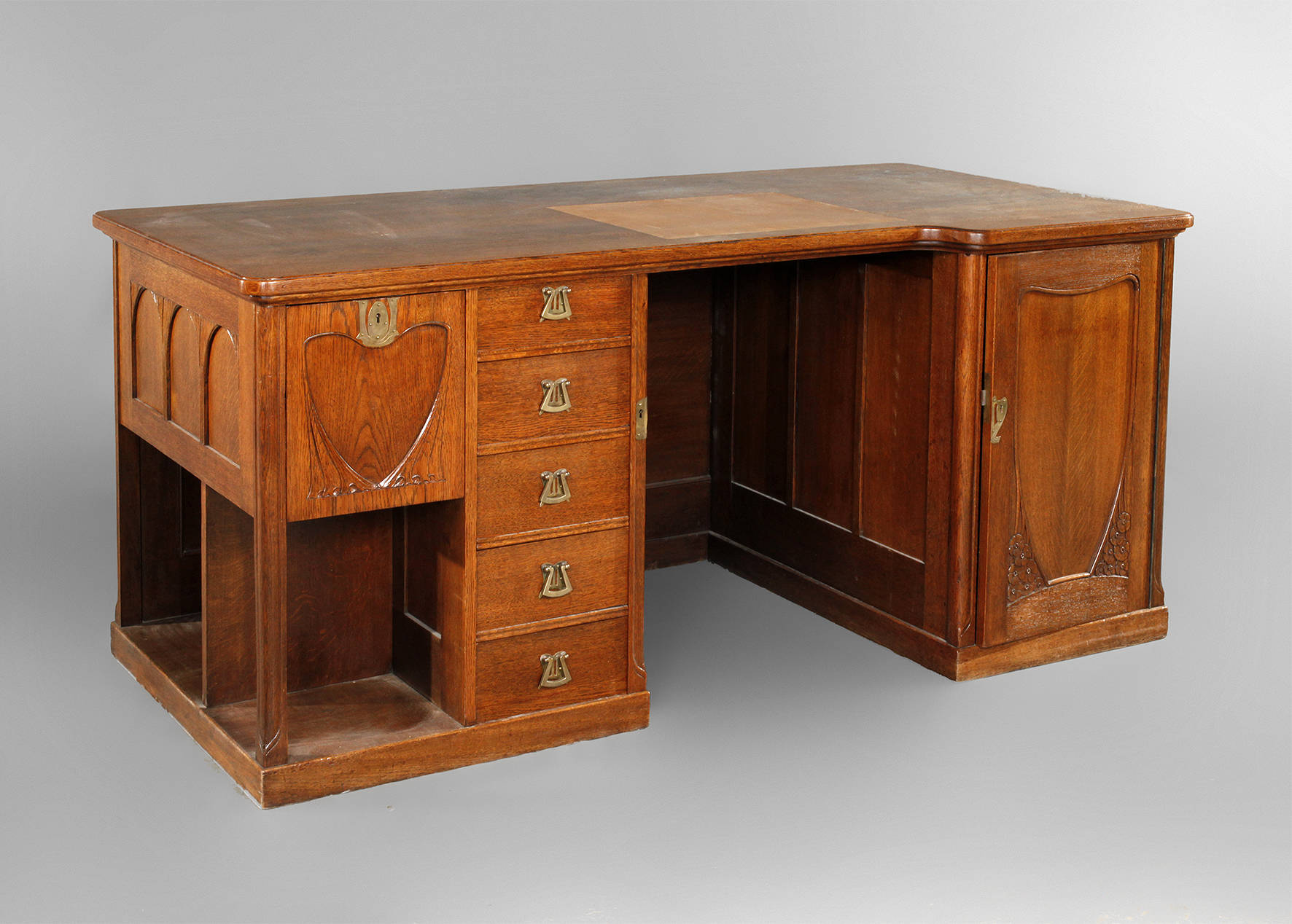 Großer Schreibtisch Patriz Huber attr.