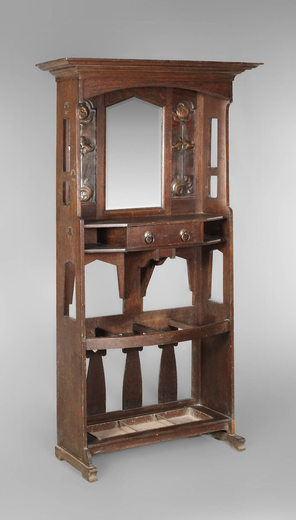 Jugendstil-Garderobe