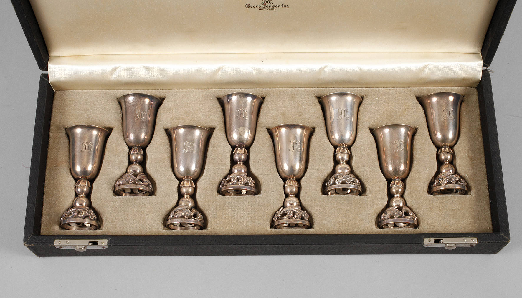 Georg Jensen acht Likörbecher