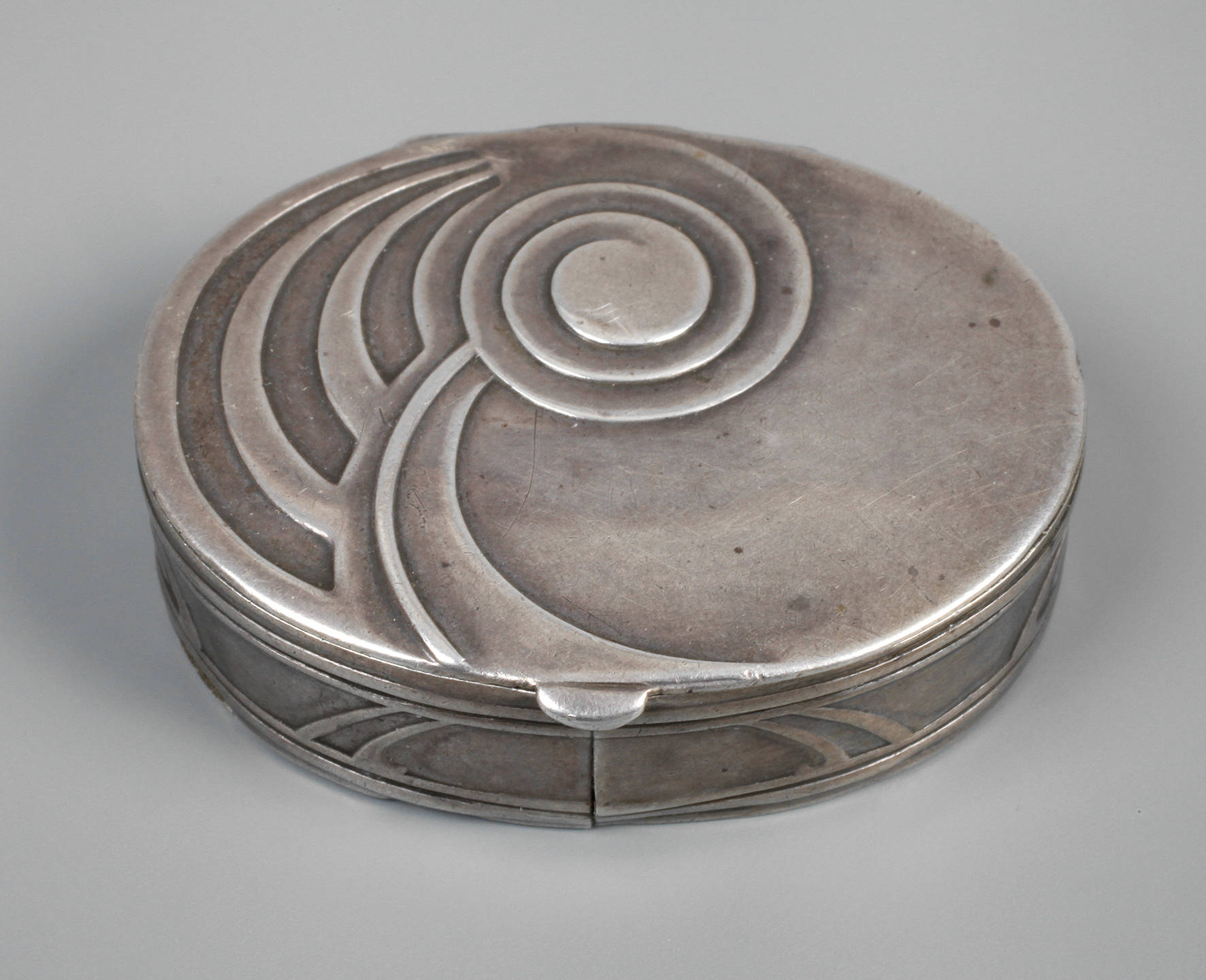 Pillendose Patriz Huber attr.