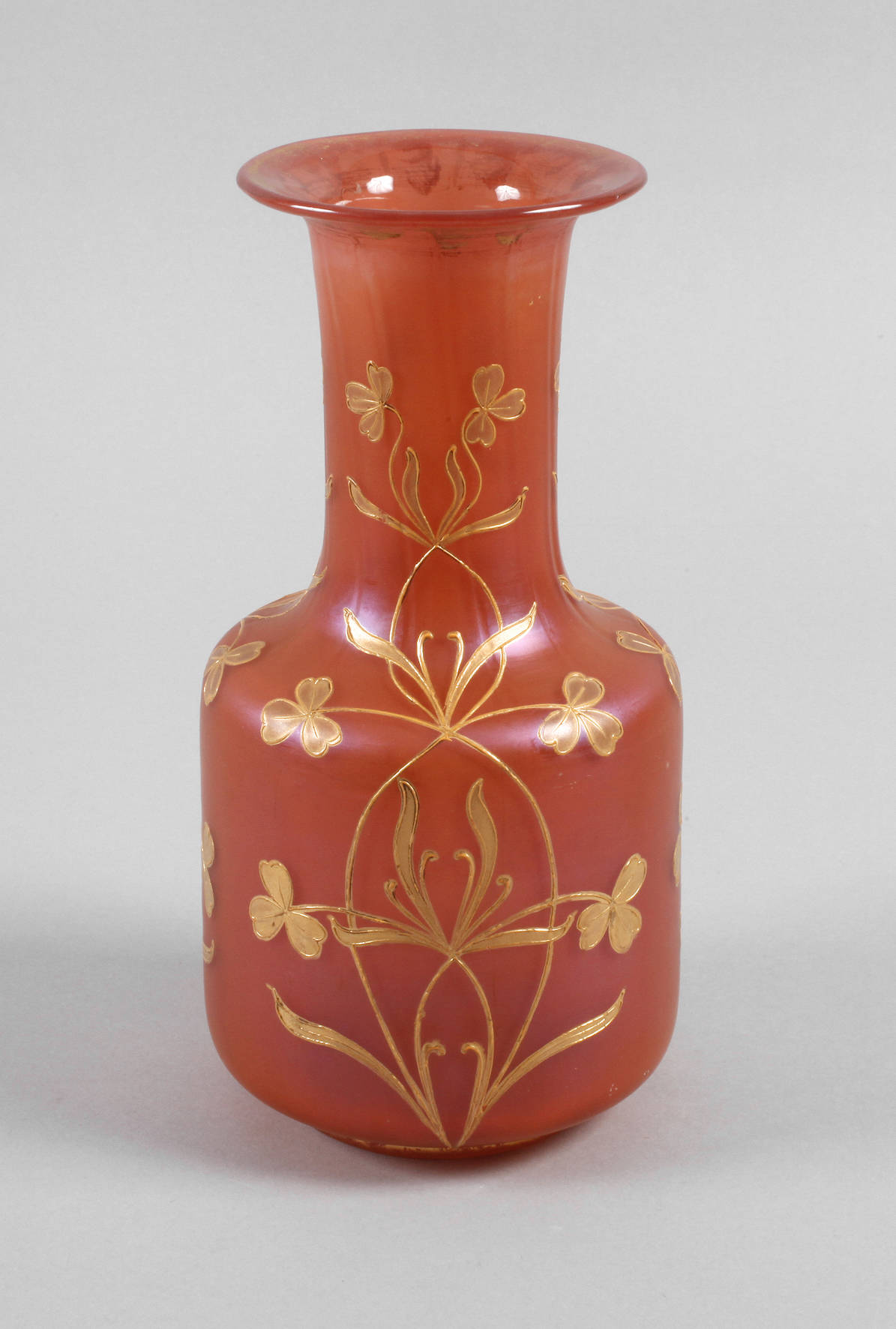 Jugendstilvase mit Reliefgoldmalerei
