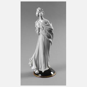 Fraureuth Frauenfigur in langem Umhang