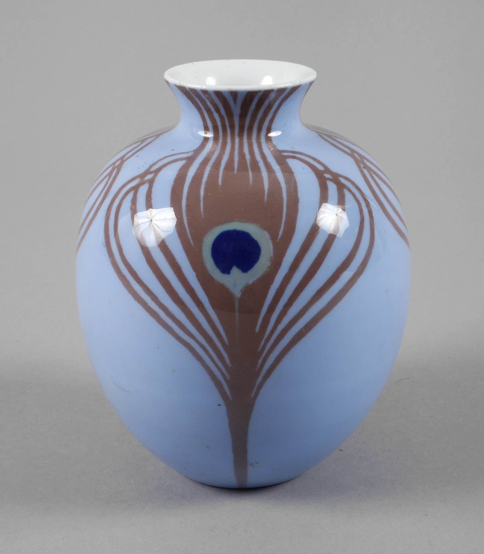 Meissen Jugendstilvase mit Pfauenfederdekor