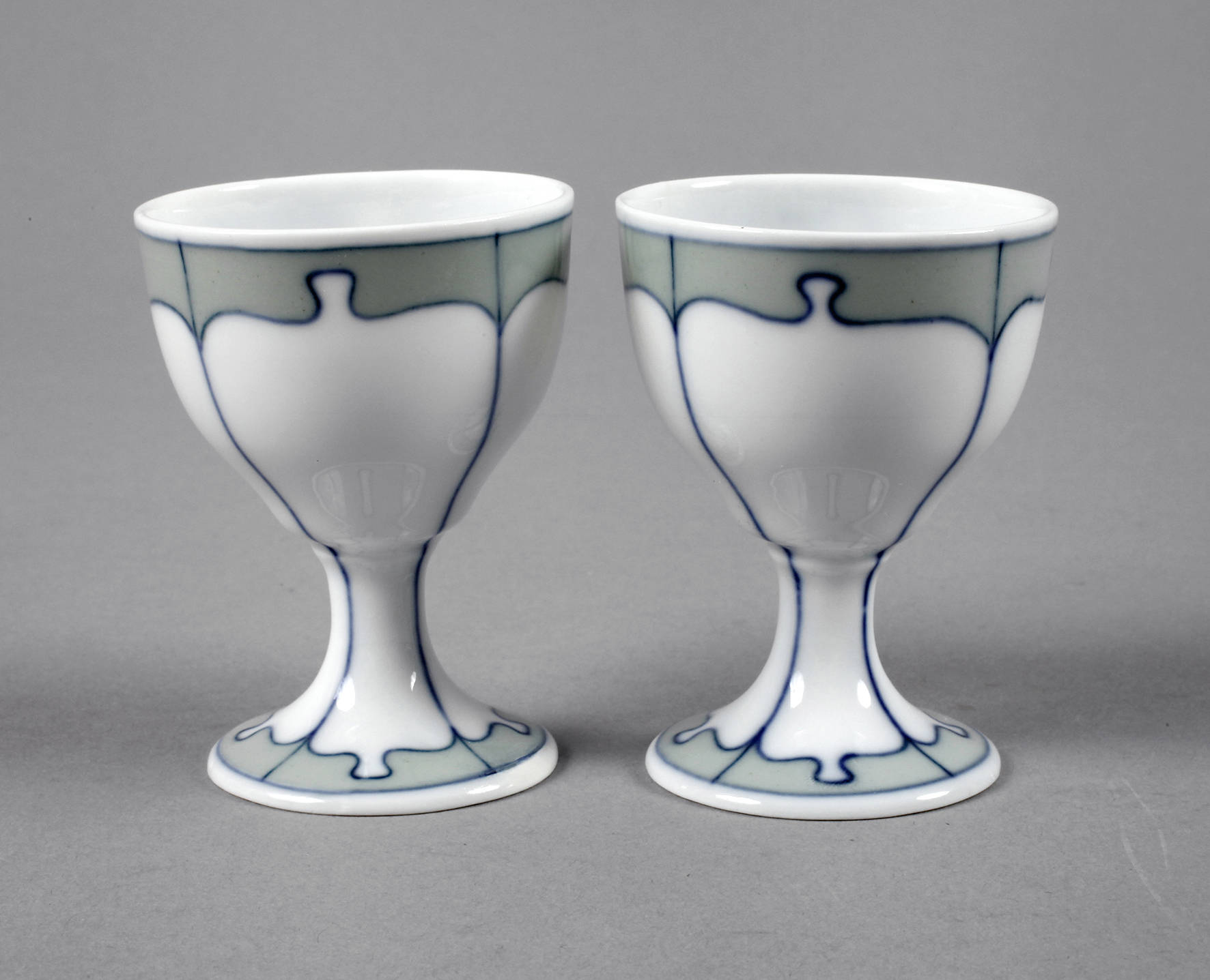 Meissen zwei Eierbecher Flügelmuster