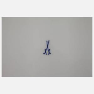 Meissen zwei Speiseteller ”Bügelmuster”