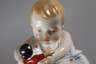 Meissen Hentschelkind Mädchen mit Puppe
