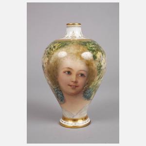 Vase mit Mädchenporträt